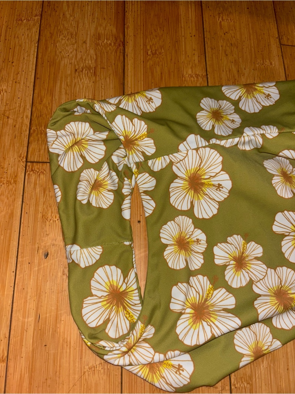 Benoa swim citrine one piece bathing suit🌼💚 - Picture 8 of 10
